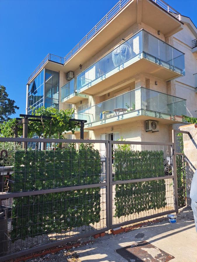 Apartments With Sea View In Prcanj Kotor Exteriör bild