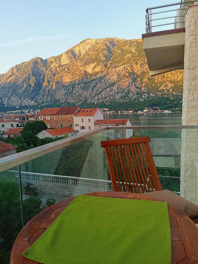 Apartments With Sea View In Prcanj Kotor Exteriör bild